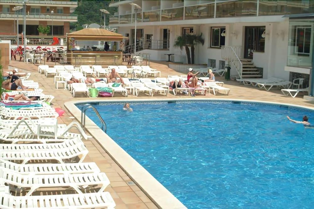 Hotel Riviera Santa Susanna Extérieur photo